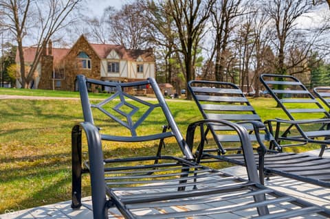 Photo of 995 E Skyline Drive, Brownstown, IN