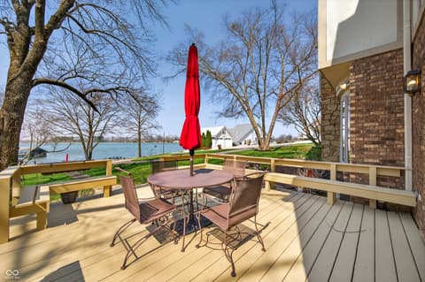 Photo of 995 E Skyline Drive, Brownstown, IN