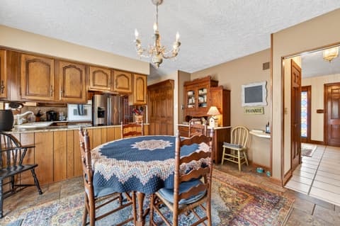 Photo of 995 E Skyline Drive, Brownstown, IN