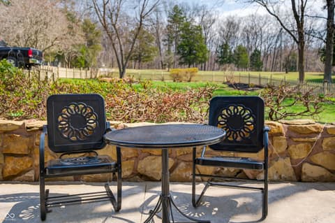 Photo of 995 E Skyline Drive, Brownstown, IN