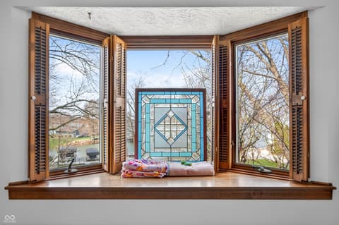 Photo of 995 E Skyline Drive, Brownstown, IN