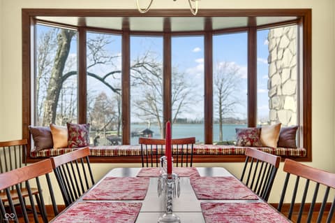 Photo of 995 E Skyline Drive, Brownstown, IN