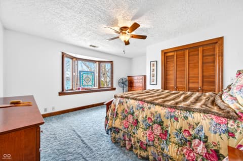 Photo of 995 E Skyline Drive, Brownstown, IN