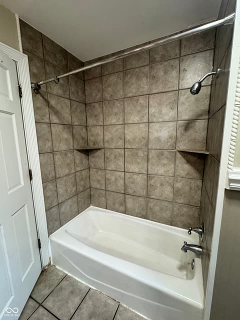 Photo of 7425 Dean Road, Indianapolis, IN