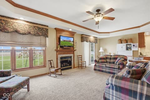 Living room at 123 Hopkins Court, Tipton, IN