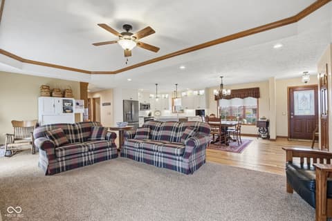 Living room at 123 Hopkins Court, Tipton, IN