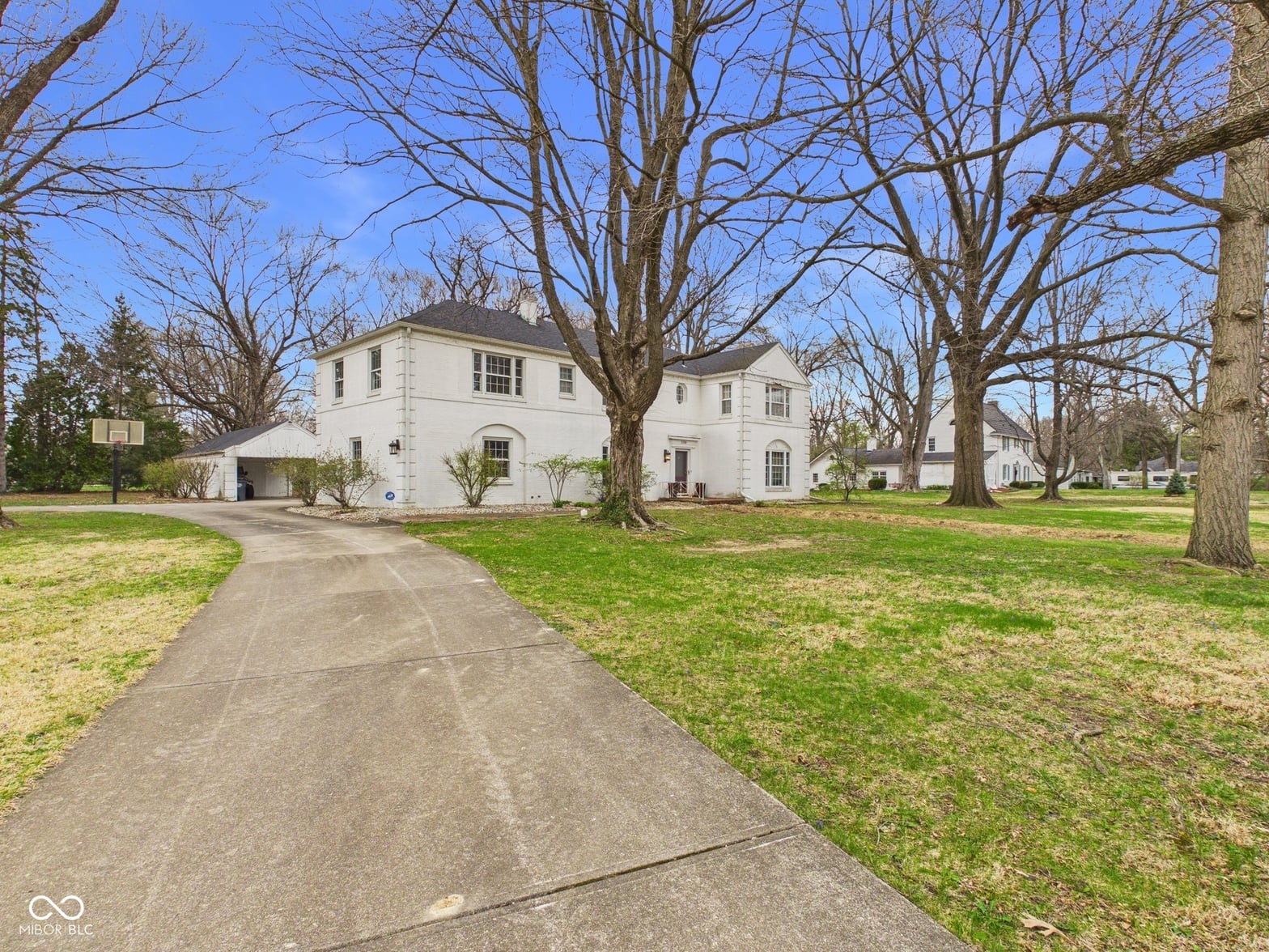 Photo of 1110 Greenway Drive, Anderson, IN