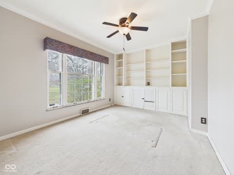 Photo of 1110 Greenway Drive, Anderson, IN