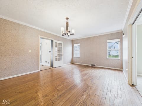 Photo of 1110 Greenway Drive, Anderson, IN