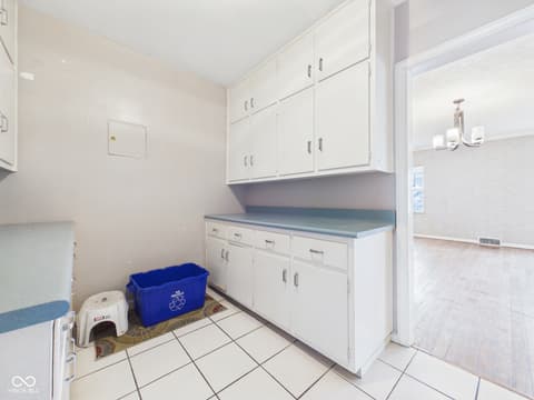 Photo of 1110 Greenway Drive, Anderson, IN