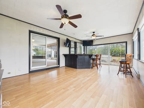 Photo of 1110 Greenway Drive, Anderson, IN
