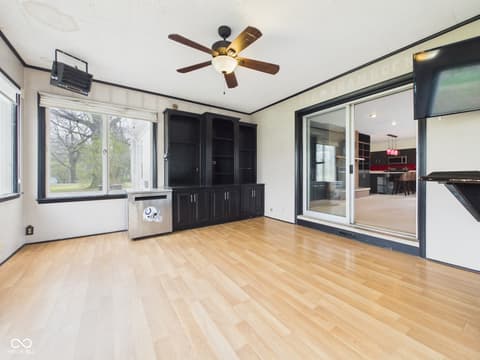 Photo of 1110 Greenway Drive, Anderson, IN