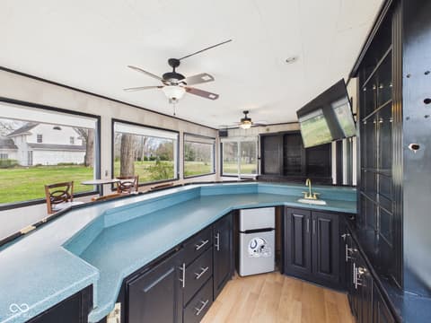 Photo of 1110 Greenway Drive, Anderson, IN