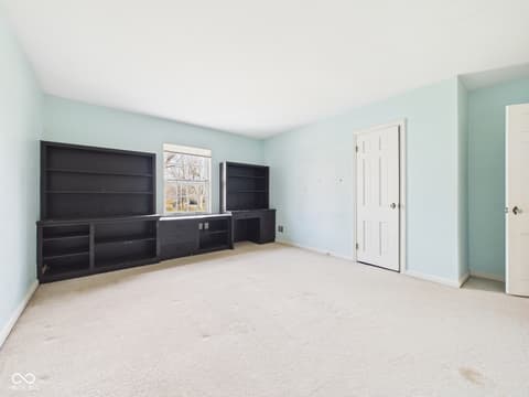 Photo of 1110 Greenway Drive, Anderson, IN