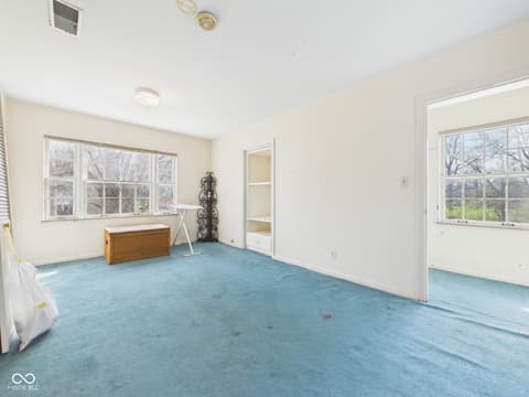 Photo of 1110 Greenway Drive, Anderson, IN
