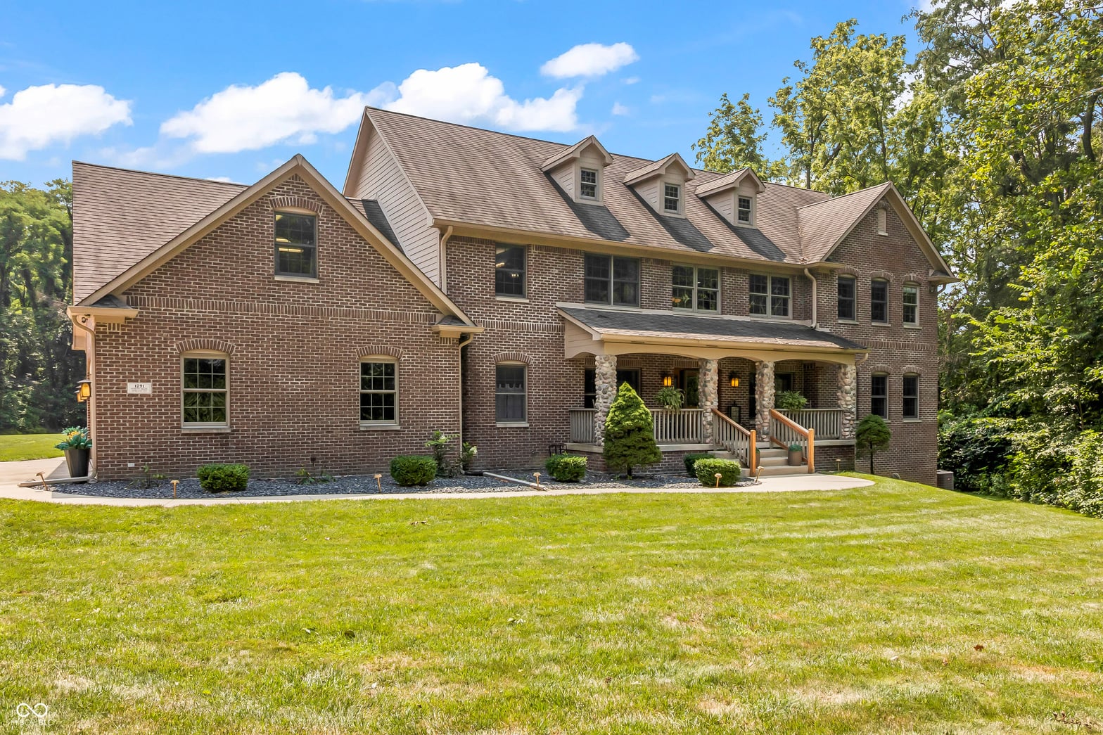 Photo of 1291 N Blue Spruce Court, Greenfield, IN