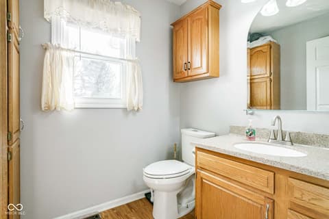 Photo of 33883 Sumerset Lane, New Carlisle, IN