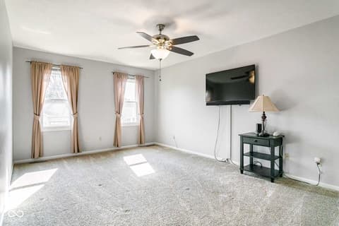 Photo of 33883 Sumerset Lane, New Carlisle, IN