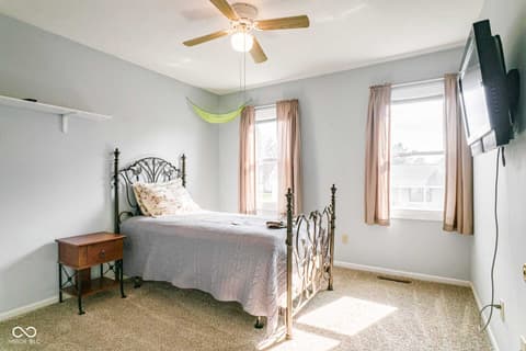Photo of 33883 Sumerset Lane, New Carlisle, IN