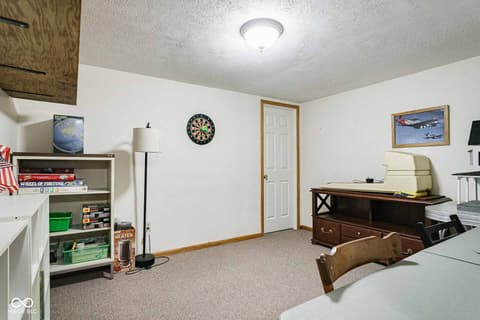 Photo of 33883 Sumerset Lane, New Carlisle, IN
