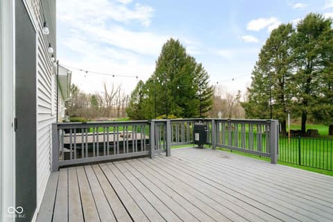 Photo of 33883 Sumerset Lane, New Carlisle, IN