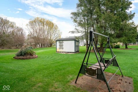 Photo of 33883 Sumerset Lane, New Carlisle, IN