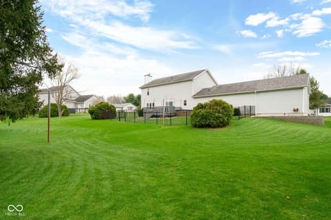 Photo of 33883 Sumerset Lane, New Carlisle, IN
