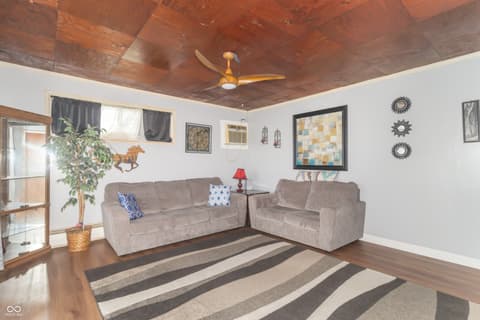 Photo of 3921 N 200 W, Greenfield, IN