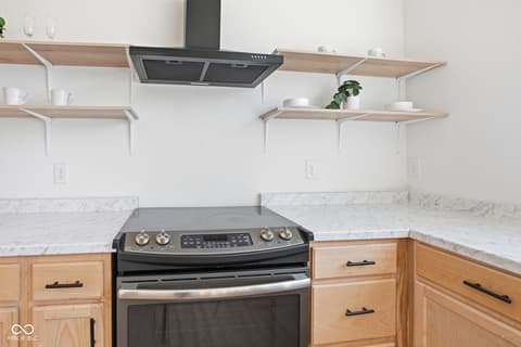 Photo of 105 E Jefferson Street, Kempton, IN