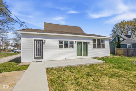 Photo of 105 E Jefferson Street, Kempton, IN