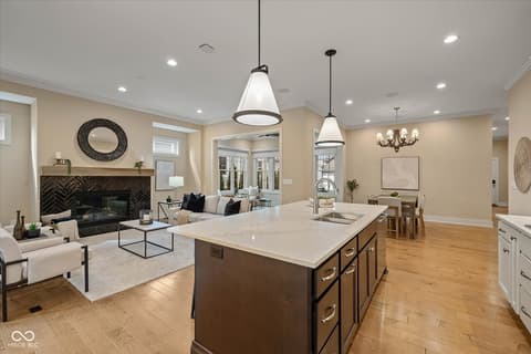 Photo of 14980 Oak Hollow Lane E, Carmel, IN