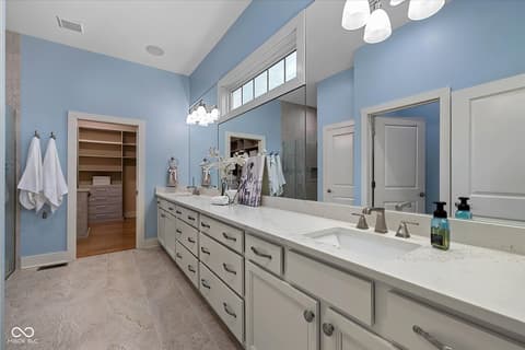 Photo of 14980 Oak Hollow Lane E, Carmel, IN