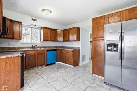 Photo of 11148 Sanabria Drive, Indianapolis, IN