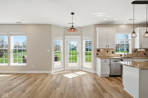 Photo of 6569 Hunters Ridge S, Zionsville, IN