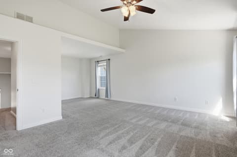 Photo of 6569 Hunters Ridge S, Zionsville, IN