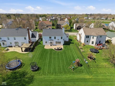 Photo of 6569 Hunters Ridge S, Zionsville, IN