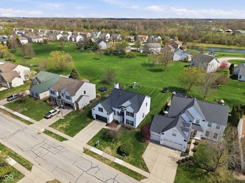 Photo of 6569 Hunters Ridge S, Zionsville, IN