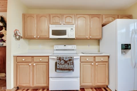 Photo of 655 Mallards Crossing, Martinsville, IN