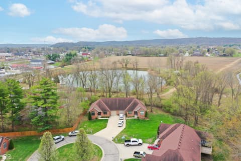 Photo of 655 Mallards Crossing, Martinsville, IN