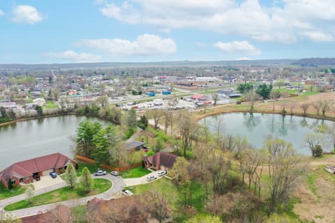 Photo of 655 Mallards Crossing, Martinsville, IN