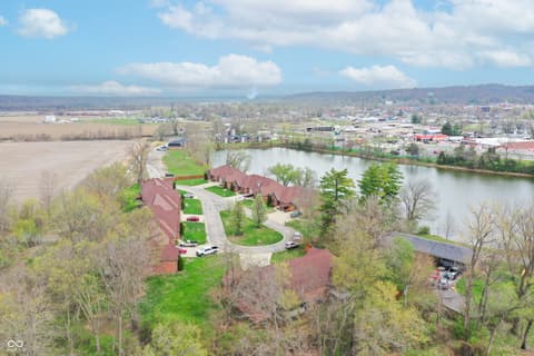 Photo of 655 Mallards Crossing, Martinsville, IN