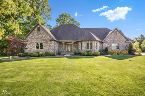 1538 E Grey Feather Trail, Greenfield, IN 46140