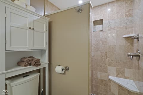 Photo of 9523 E Southport Road, Indianapolis, IN