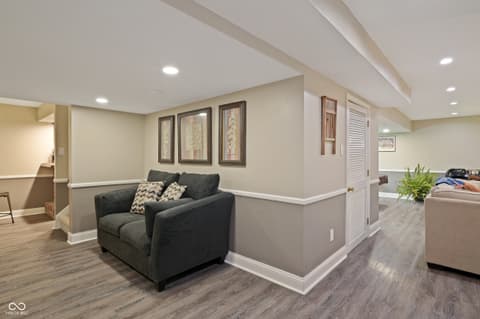 Photo of 9523 E Southport Road, Indianapolis, IN