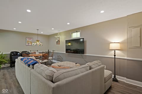 Photo of 9523 E Southport Road, Indianapolis, IN