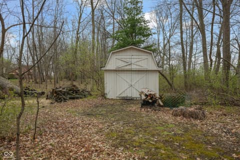 Photo of 9523 E Southport Road, Indianapolis, IN