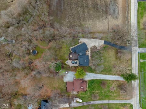 Photo of 9523 E Southport Road, Indianapolis, IN
