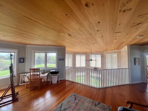 Sitting Room — 14905 E 300 S, Columbus, IN
