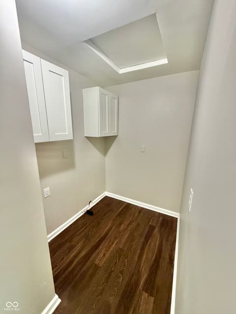 Laundry room at 110 Cook Street, Alexandria, IN