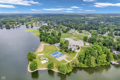 Photo of 101 Jefferson Valley, Coatesville, IN